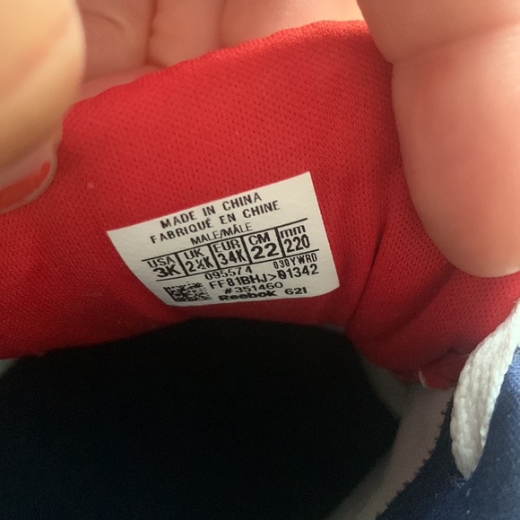 Kids Reebok Sneakers - Picture 10 of 11